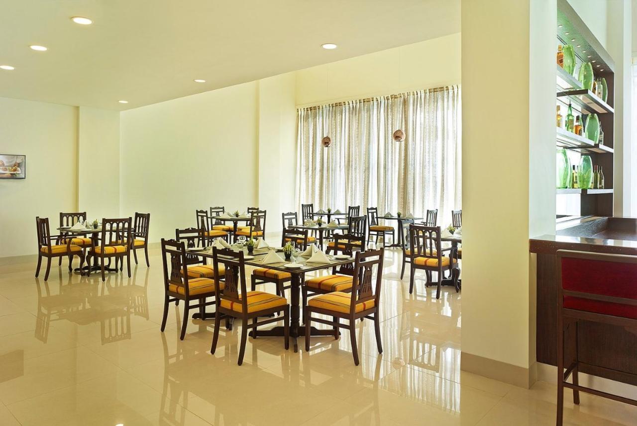 Ginger Gondia, Balaghat Road Exterior photo